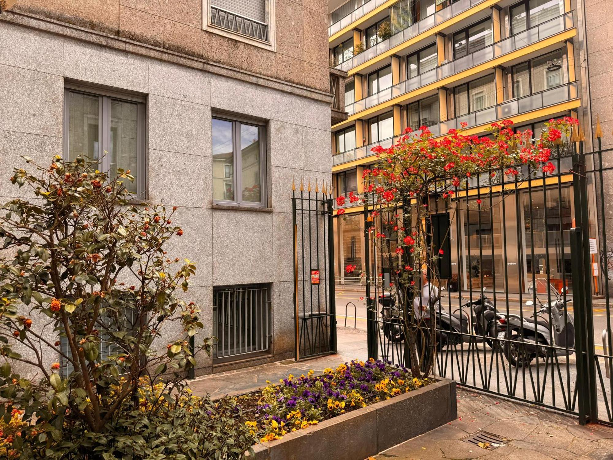 San Babila Design Apartment R&R Milan Exterior photo